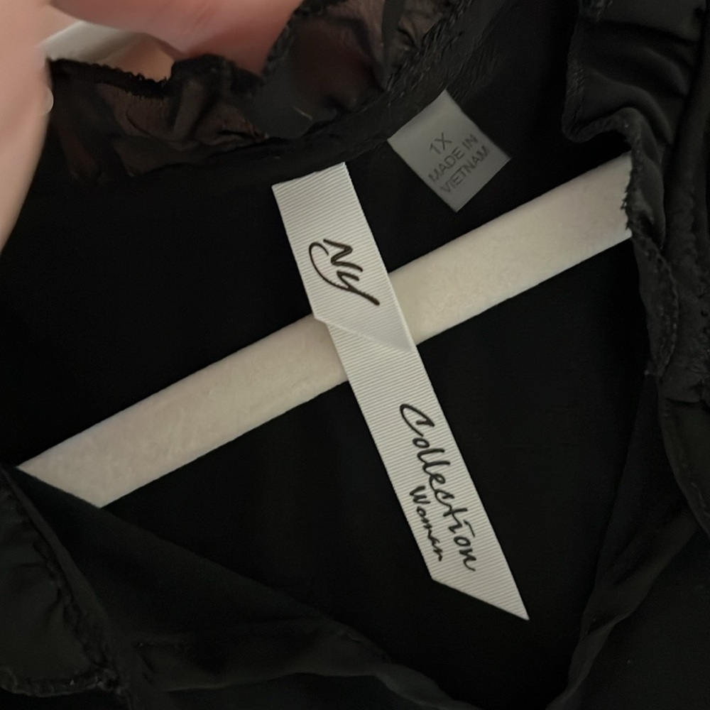 NY Collection Black Blouse - Picture 8 of 10
